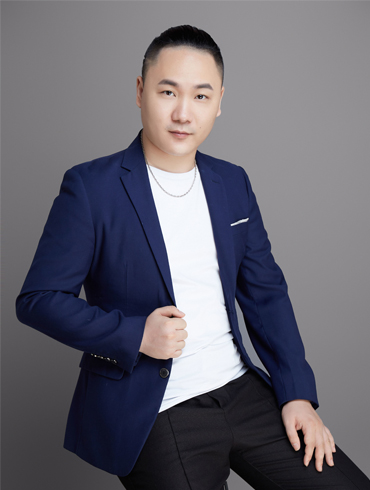 王中伟